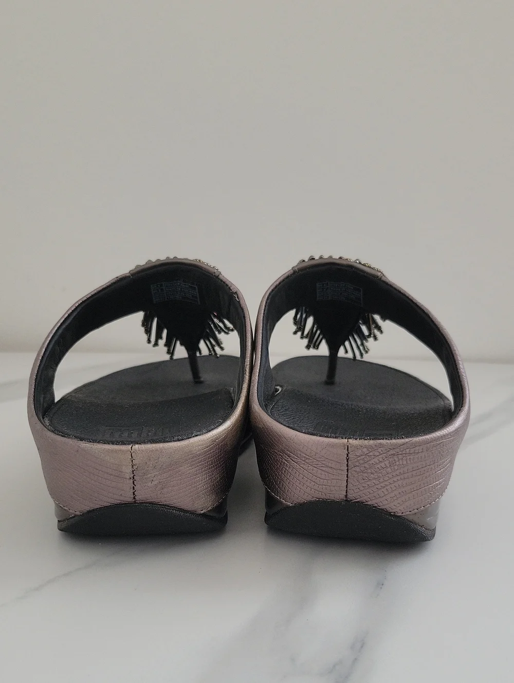 Fitflop Metallic Rose Gold Straps With Beaded Fringe Sandals - Picture 5 of 13